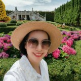 chị Huyền Nguyễn